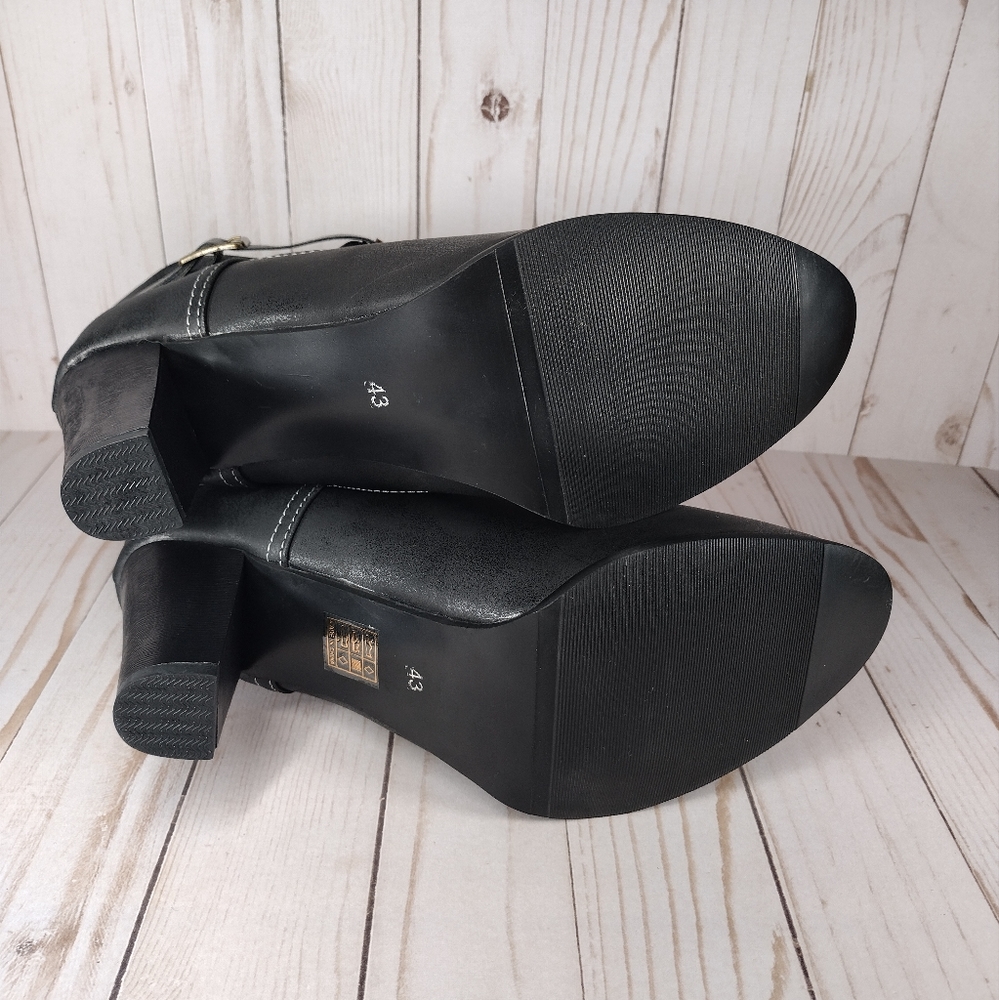 Slouchy Buckle Boots - Picture 7 of 9
